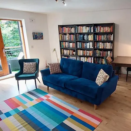 1bd Readers Retreat In Clontarf 10mins To Sea Dublino